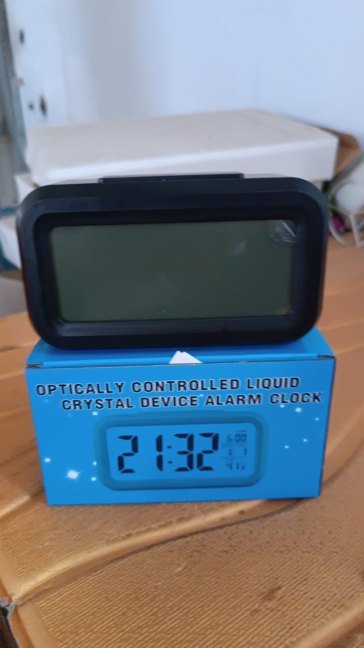 Digital LCD Alarm Clock with Backlight (1 Pc) Digital LCD Alarm Clock with Backlight (1 Pc)